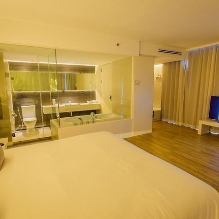Crystal Hotel Hat Yai Chambre photo