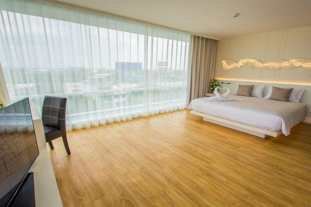 Crystal Hotel Hat Yai Extérieur photo