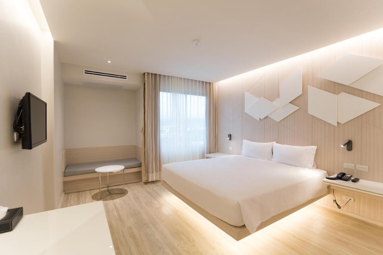 Crystal Hotel Hat Yai Extérieur photo